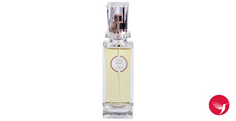 paris paris fragrantica